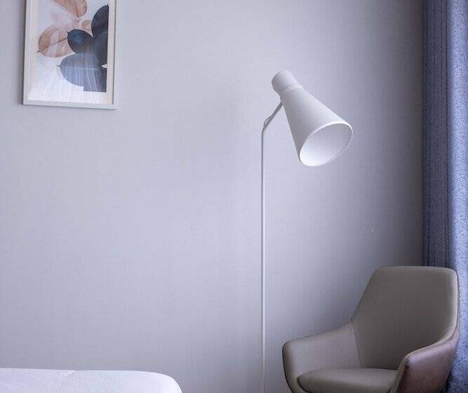 هتل Eseriani The Resort