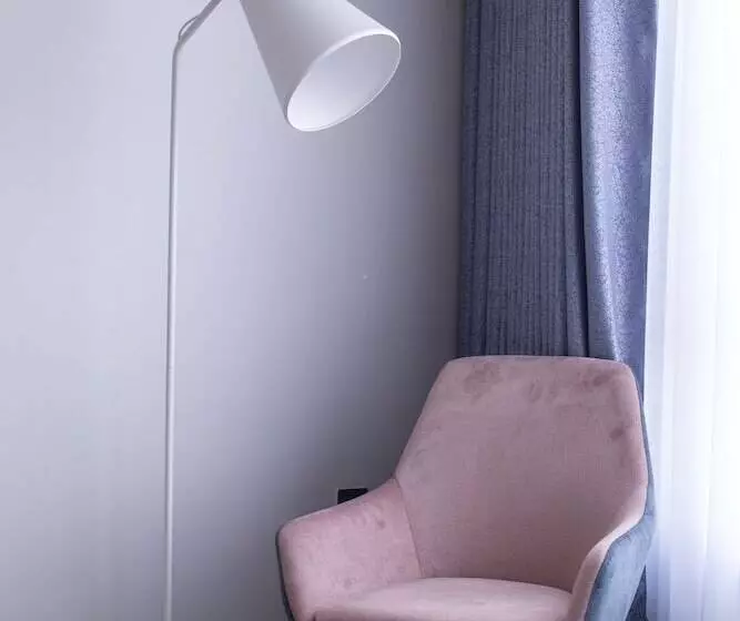 هتل Eseriani The Resort