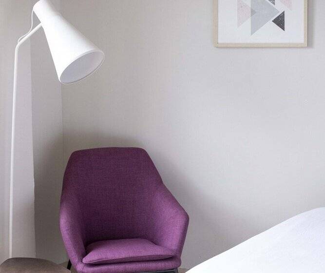 هتل Eseriani The Resort