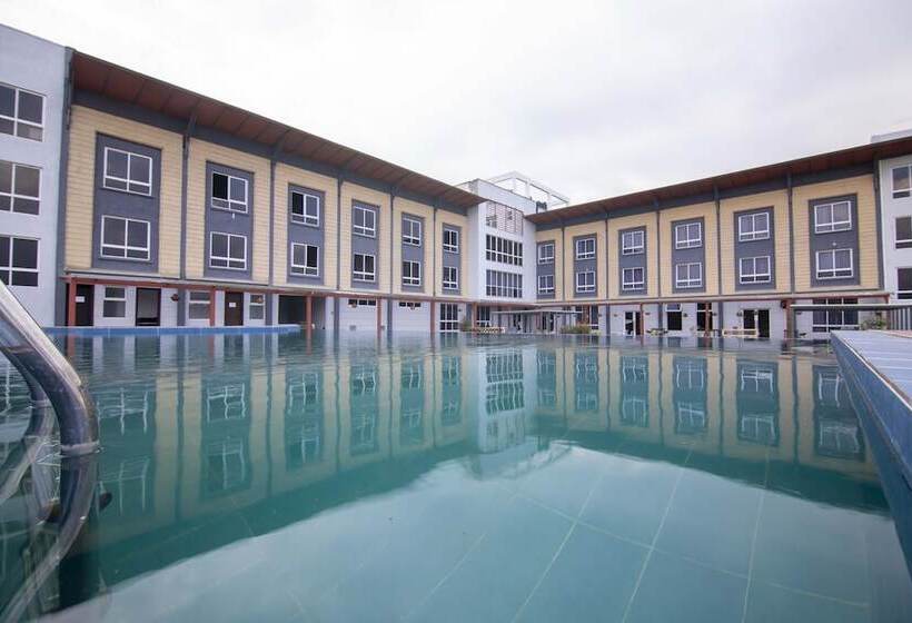 هتل Eseriani The Resort