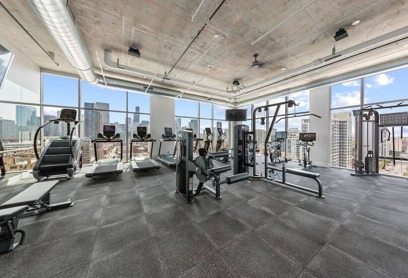 فندق Kasa River North Chicago