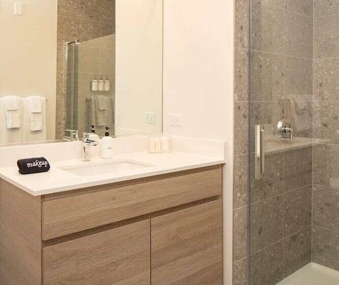 فندق Kasa River North Chicago