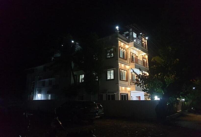 Hotel Kumaran Kudil New Family Home Stay Vl Bodinayakkanur, Theni