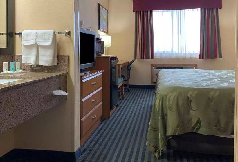 Hotelli Quality Inn