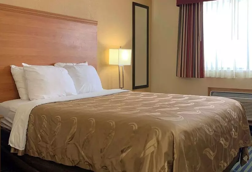 Hotelli Quality Inn
