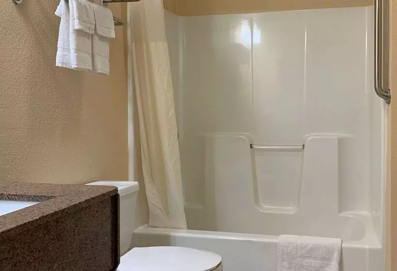Hotelli Quality Inn