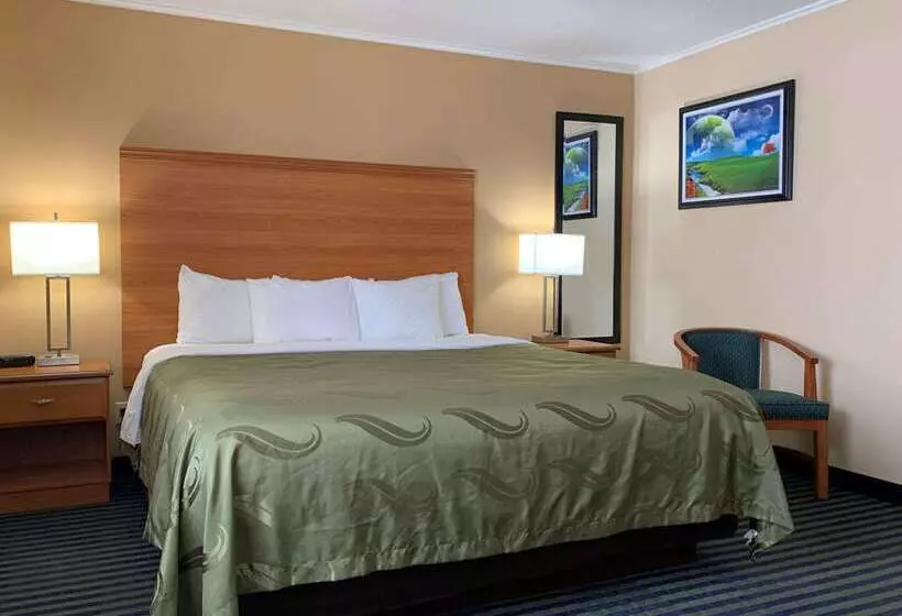 Hotelli Quality Inn