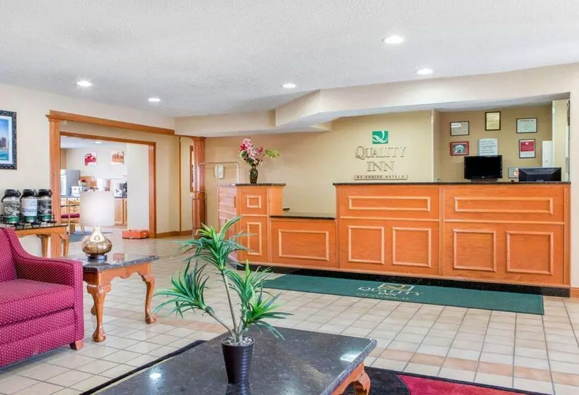Hotelli Quality Inn