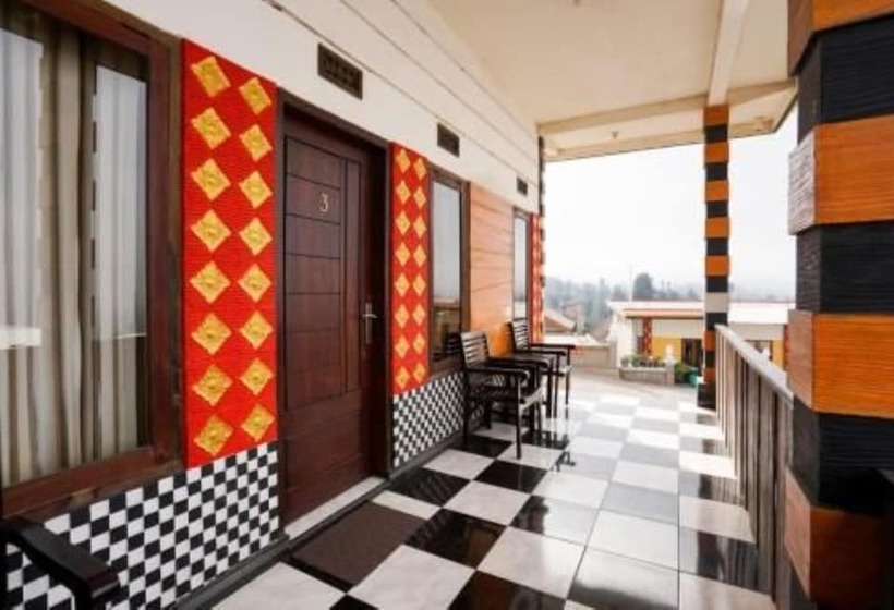 ホテル Rahayu Jawarika Bromo