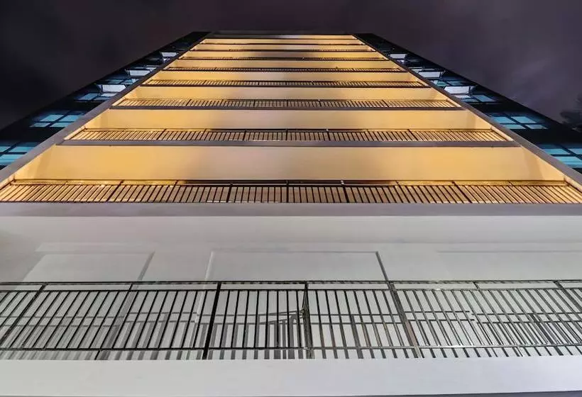 ホテル Treebo Park