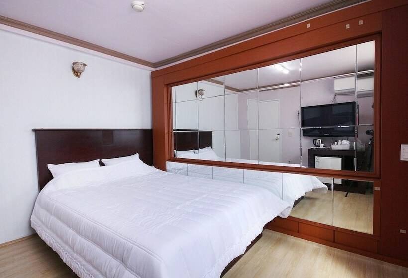 Motel Andong Seogung