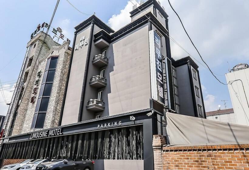 Motel Asan Limousine