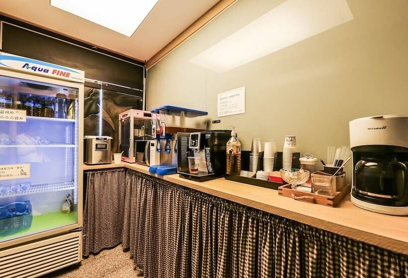 Motel Asan Limousine