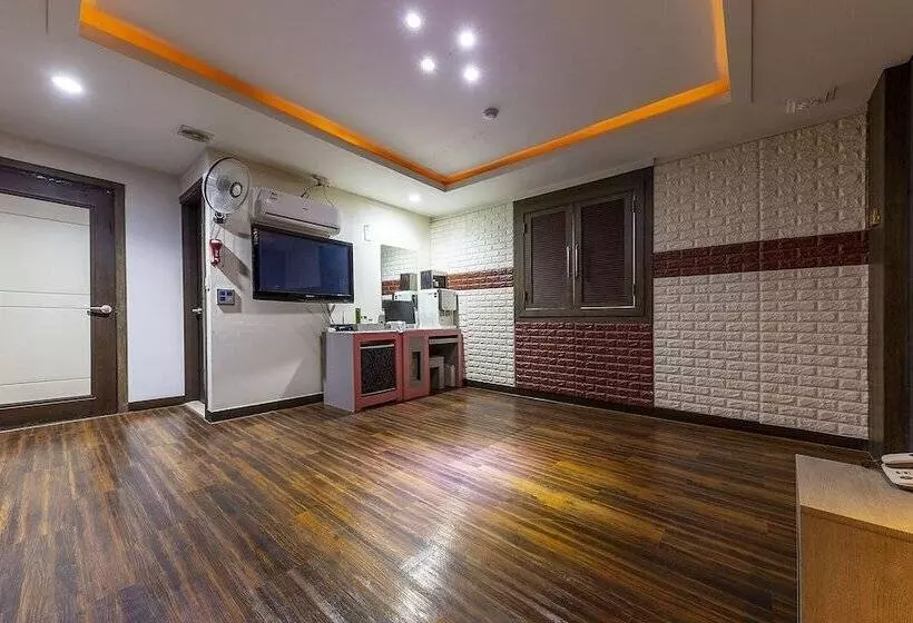 مُتل Cheonan Nabia