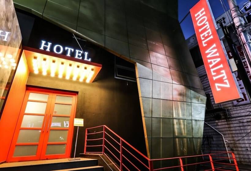 فندق على الطريق Cheonan Waltz