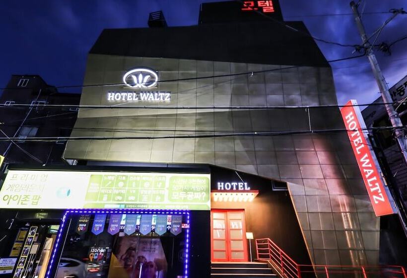 فندق على الطريق Cheonan Waltz