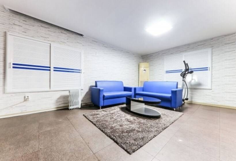 Motel Cheongju Four Seasons