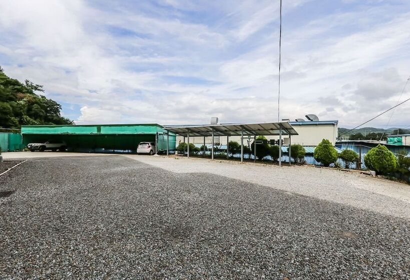 Мотель Gongju Titanic