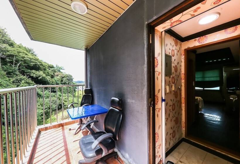 Мотель Gongju Titanic