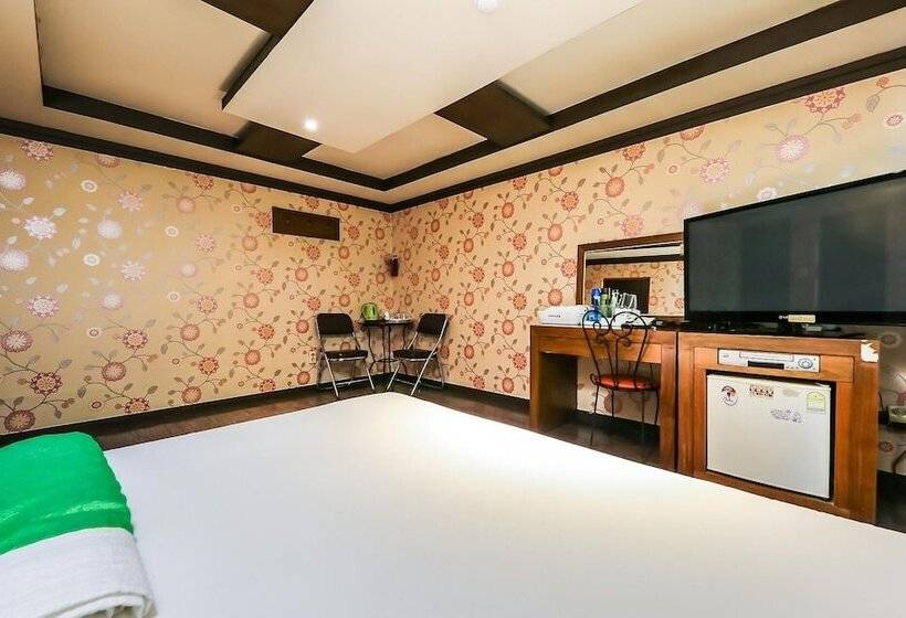 Мотель Gongju Titanic