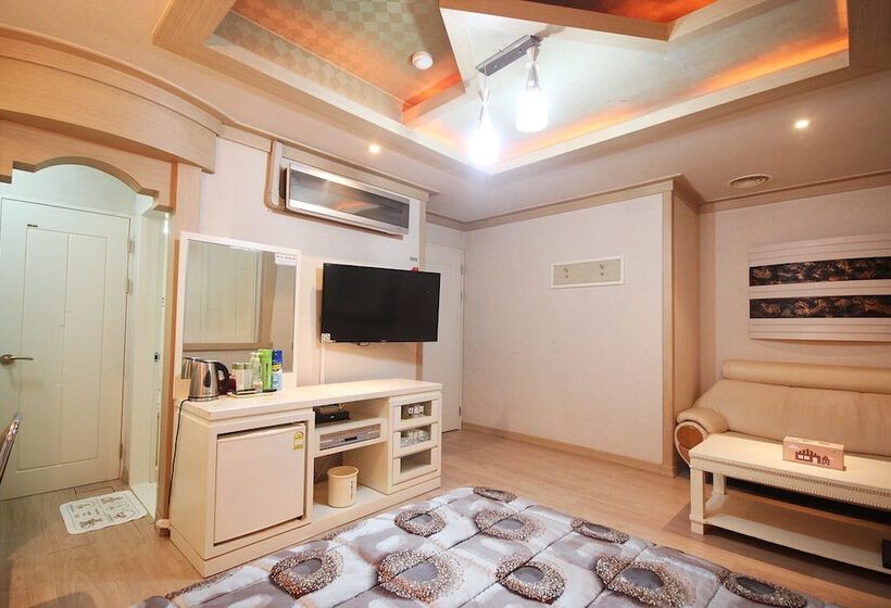 Мотель Goseong Wawatel