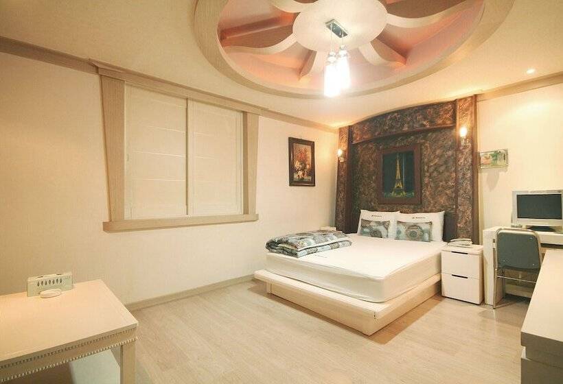 Мотель Goseong Wawatel