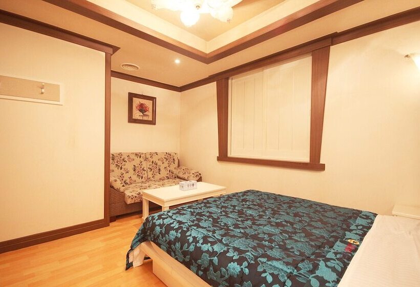 Мотель Goseong Wawatel