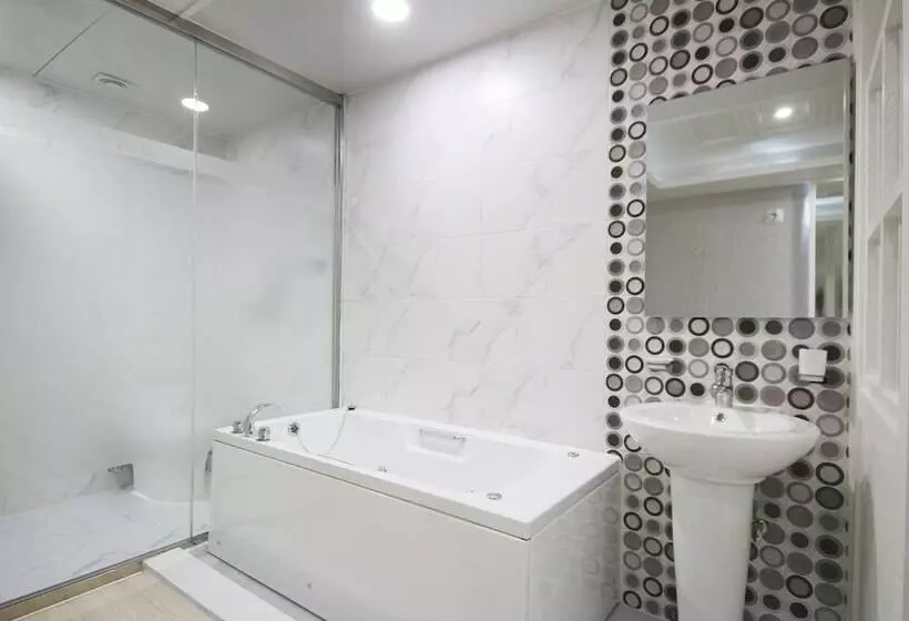 Motelli Goseong Zaza