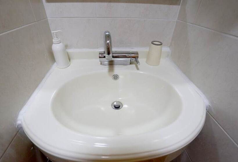 فندق على الطريق Guri Dams