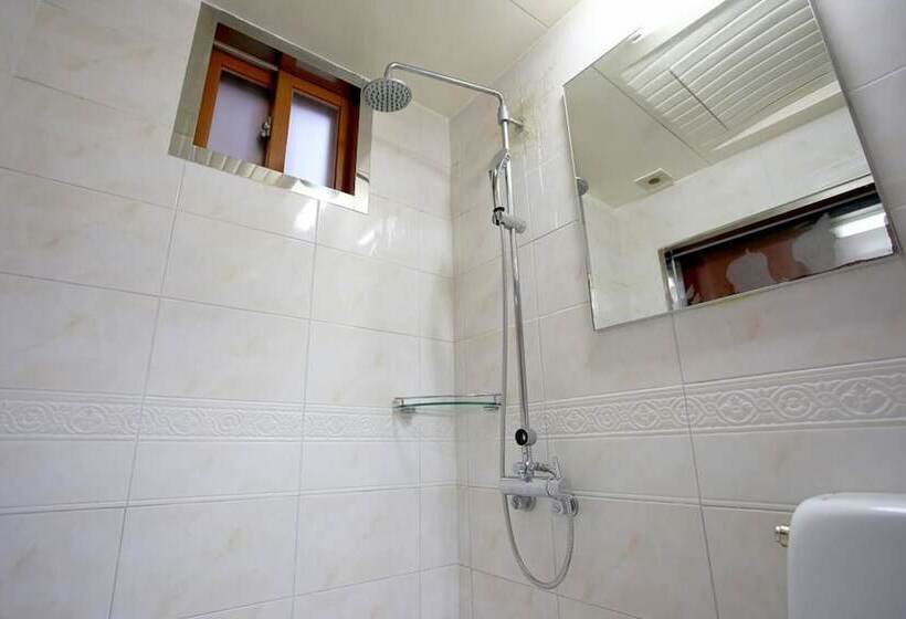 فندق على الطريق Guri Dams