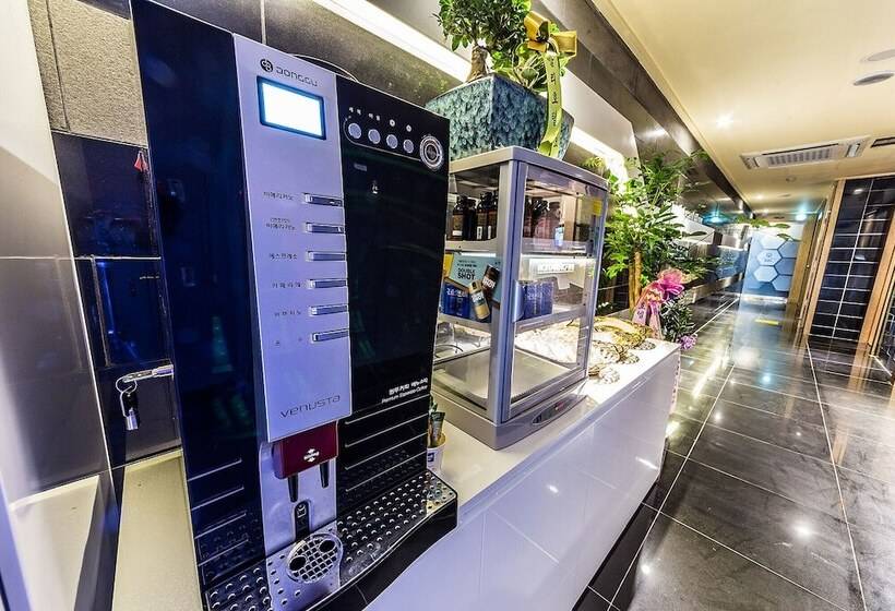 Motell Indeokwon Cello