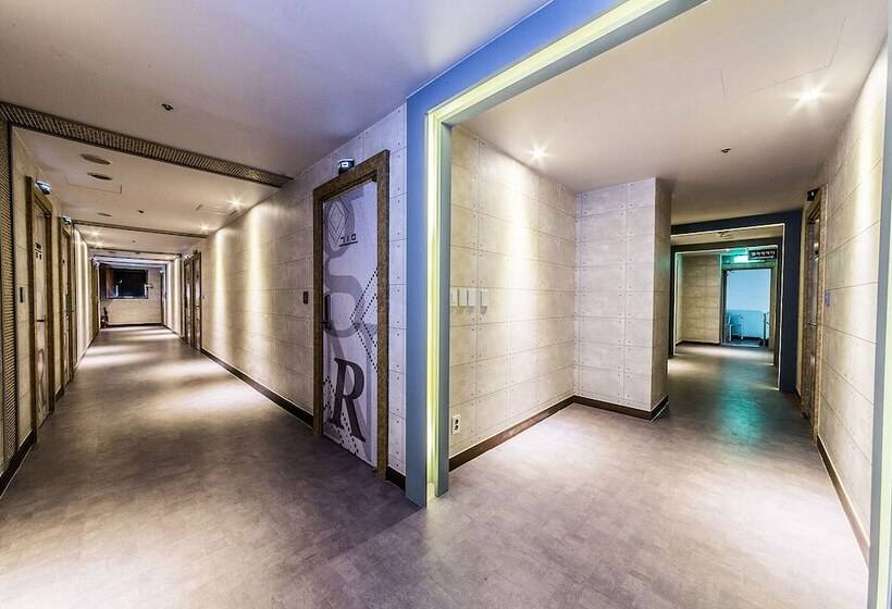 Motell Indeokwon Cello