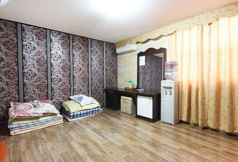 Motel Mokpo Plus