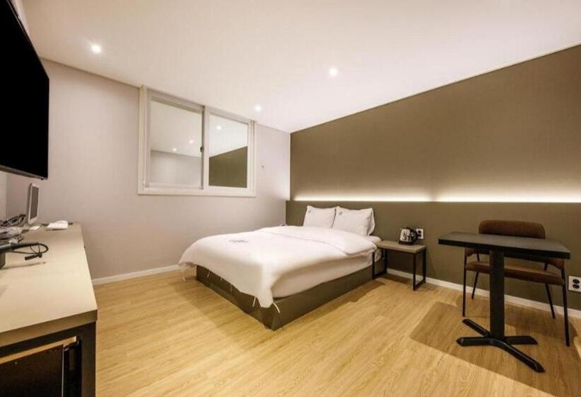 モーテル Venesian