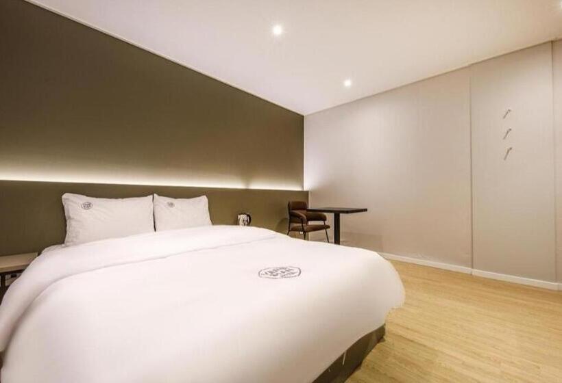 モーテル Venesian