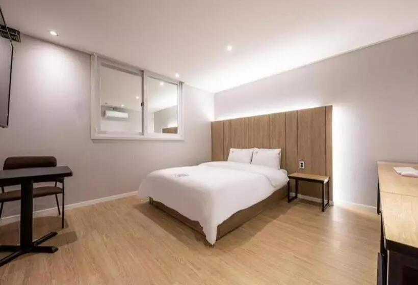 モーテル Venesian