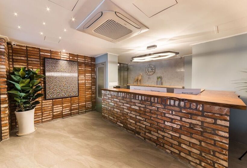 Motell Wonju Mary Jane