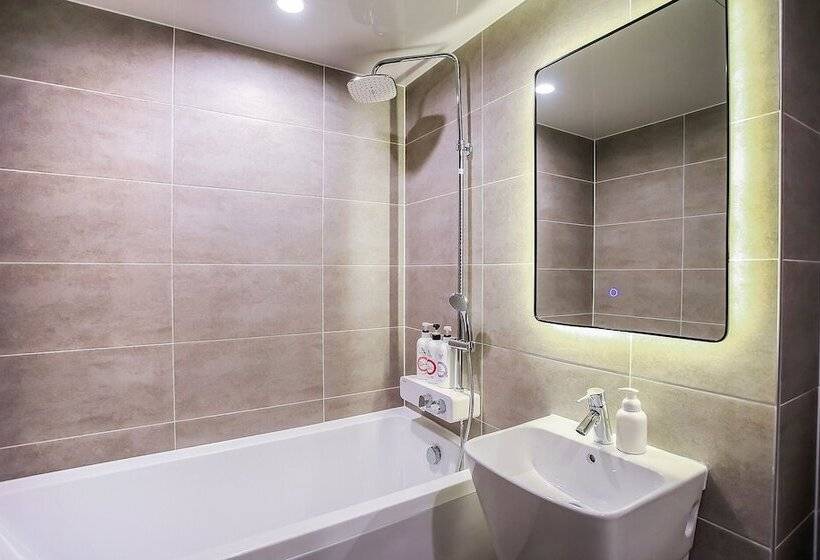 Motell Wonju Mary Jane