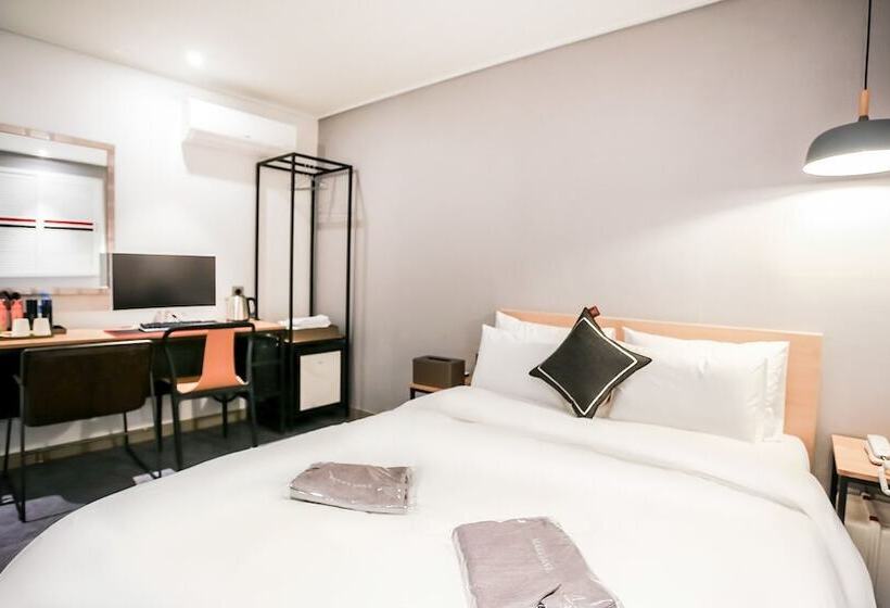 Motell Wonju Mary Jane