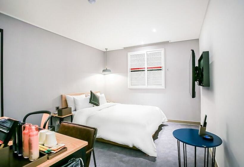 Motell Wonju Mary Jane