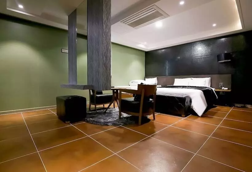 Taean Hana Motel