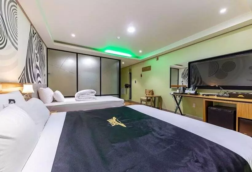 Taean Hana Motel
