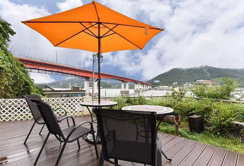 Tongyeong Gaetbawi Pension