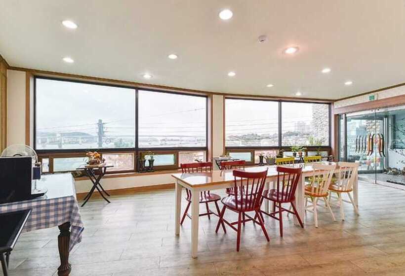 Tongyeong Gaetbawi Pension