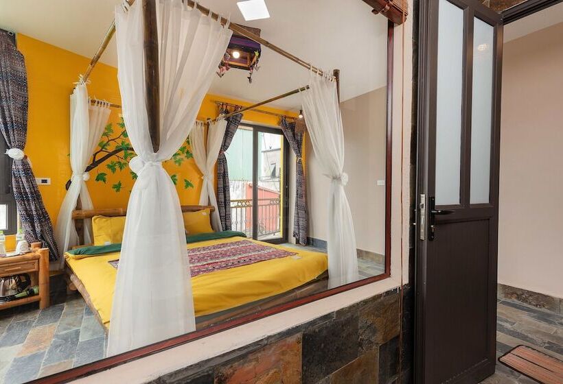 هاستل Mega View Homestay