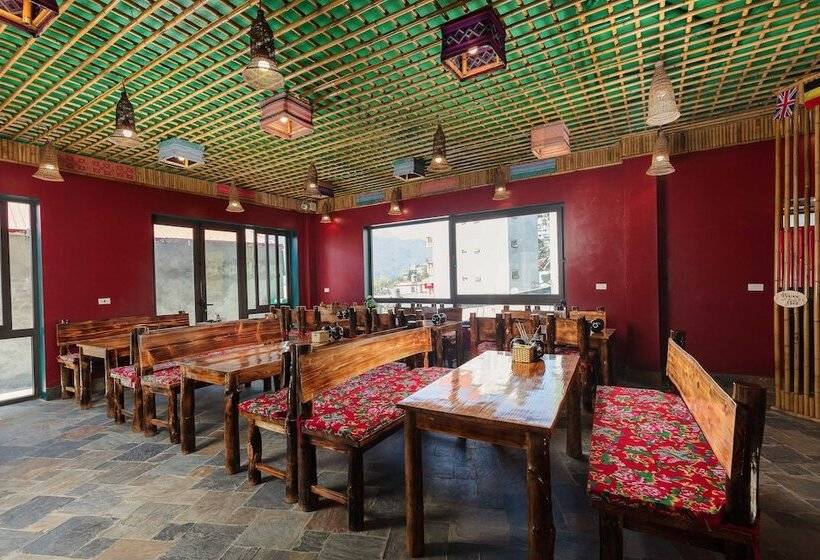 هاستل Mega View Homestay