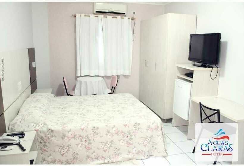 Hotel Aguas Claras