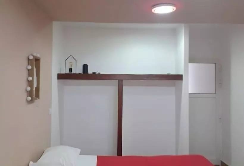 هتل Al Quitoir Comptoir Des îles