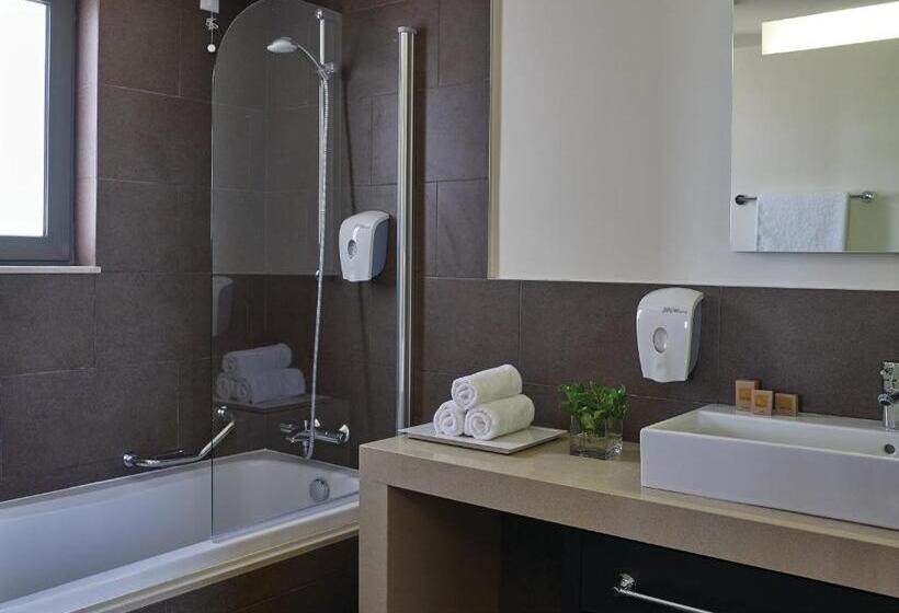 בית מלון כפרי Atlantica Plimmiri