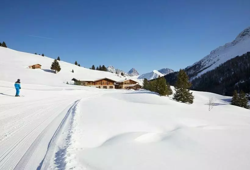 Hotelli Berghuus Radons Gastro Ag